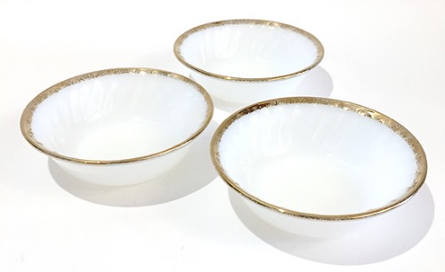 Vtg FIRE-KING Milk Glass 22k Gold Trim 5&quot; Dessert Bowls.