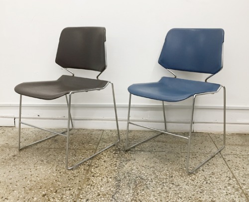 80s vtg &quot;Krueger international&quot; mid-century industrial chair(블루 컬러).