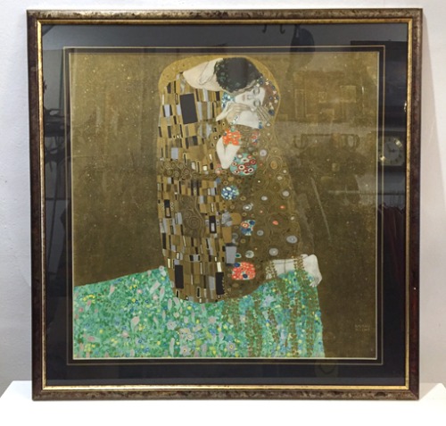 Vtg Gustav Klimt “Kiss(연인)” wood frame.