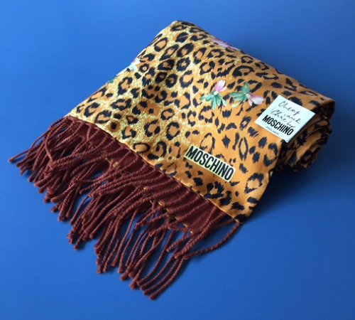 [ITALY]MOSCHINO leopard flower printed wool muffler(새제품).