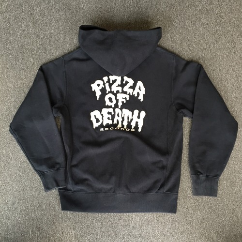 [JAPAN] “PIZZA OF DEATH” records logo printed hoodie.